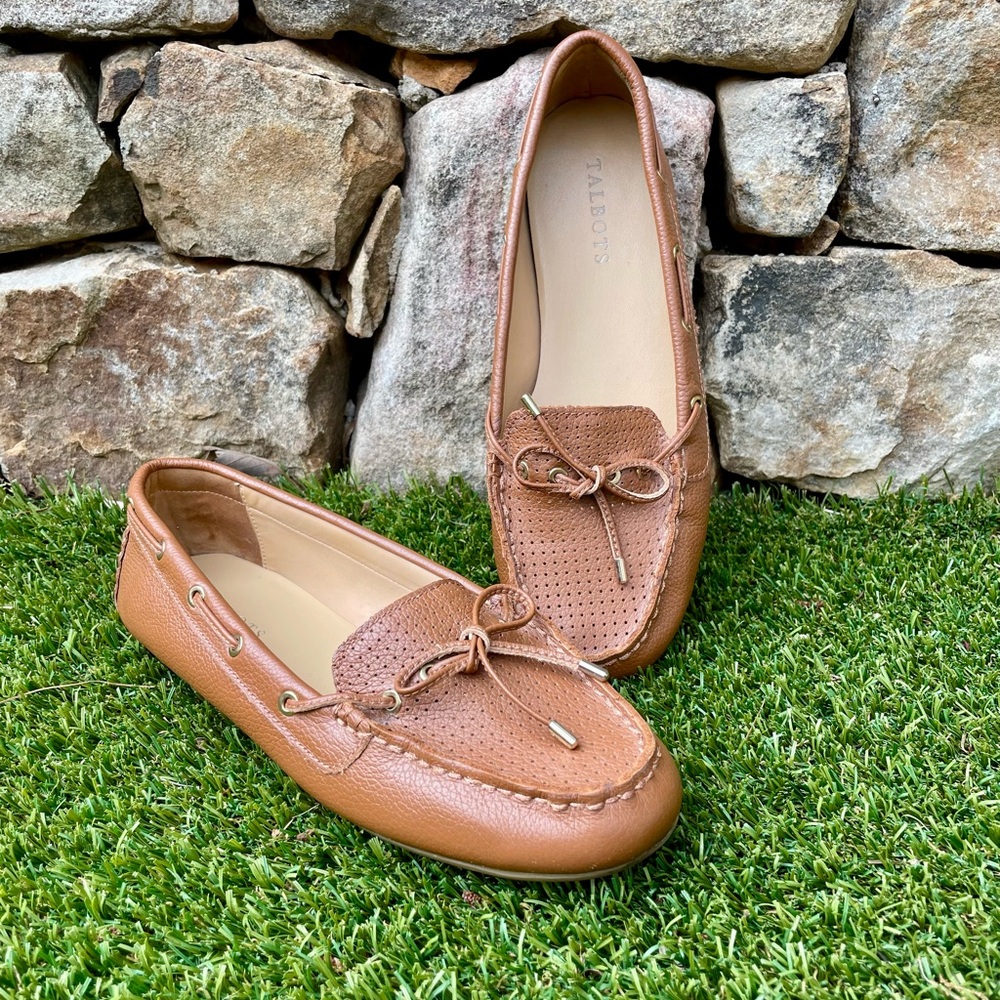 Talbots Women’s Tan Leather Loafers Moccasin Style Driving Shoe